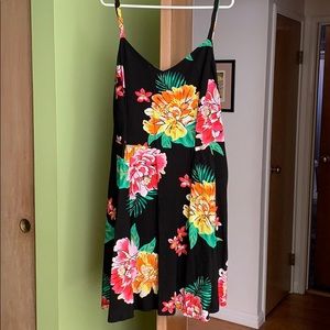 - Floral Sundress ~Never Worn~